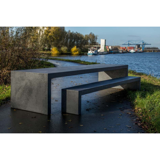 Lars tuintafel