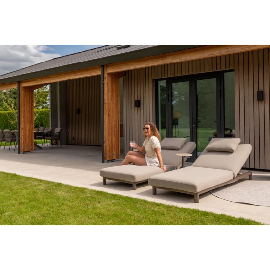 Madeira sunbed with cushion and head support terre