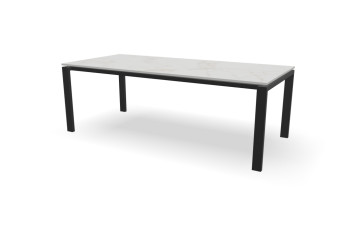 Rechthoekige Dekton Entzo tafel Ferrara